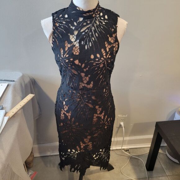 Sugar Lips Black Lace Bodycon Dress Size Small - Picture 2 of 11
